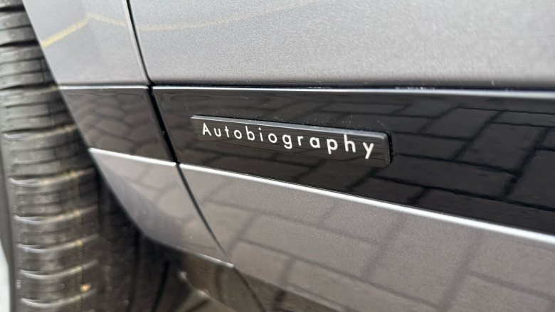 Land Rover Range Rover Evoque 2.0 D200 Autobiography 5dr Auto [Revised] Diesel Hatchback